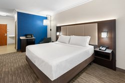  - Holiday Inn Express & Suites Klamath Falls