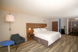  - Holiday Inn Express Troutville - I-81, Exit 150A