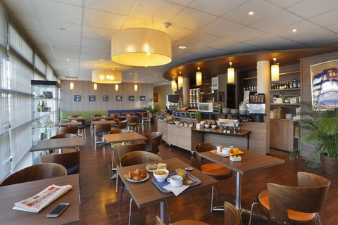 petit_dejeuner_05 [1600x1200].jpg