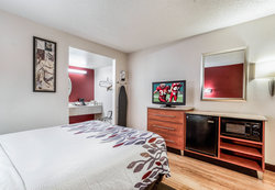  - Red Roof Inn Gallup - I-40, Exit 16