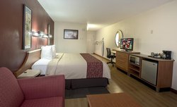  - Red Roof Inn & Suites Elyria - I-90, Exit 145