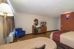  - Red Roof Inn & Suites Elyria - I-90, Exit 145