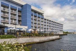  - Holiday Inn Waterfront Kingston