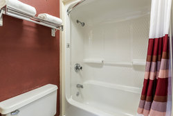  - Red Roof Inn Bowling Green - I-65, Exit 22