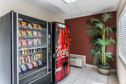  - Red Roof Inn Bowling Green - I-65, Exit 22