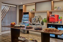  - Delta Hotel by Marriott Willowbrook - I-55, Exit 274