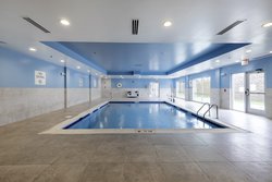  - Holiday Inn Express & Suites Staunton - I-64 & I-81, Exit 220