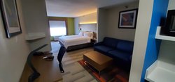  - Holiday Inn Express & Suites Kinston
