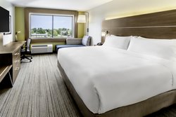  - Holiday Inn Express West Allis - I-41 & I-894, Exit 1E, 2A