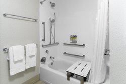  - Holiday Inn Express West Allis - I-41 & I-894, Exit 1E, 2A