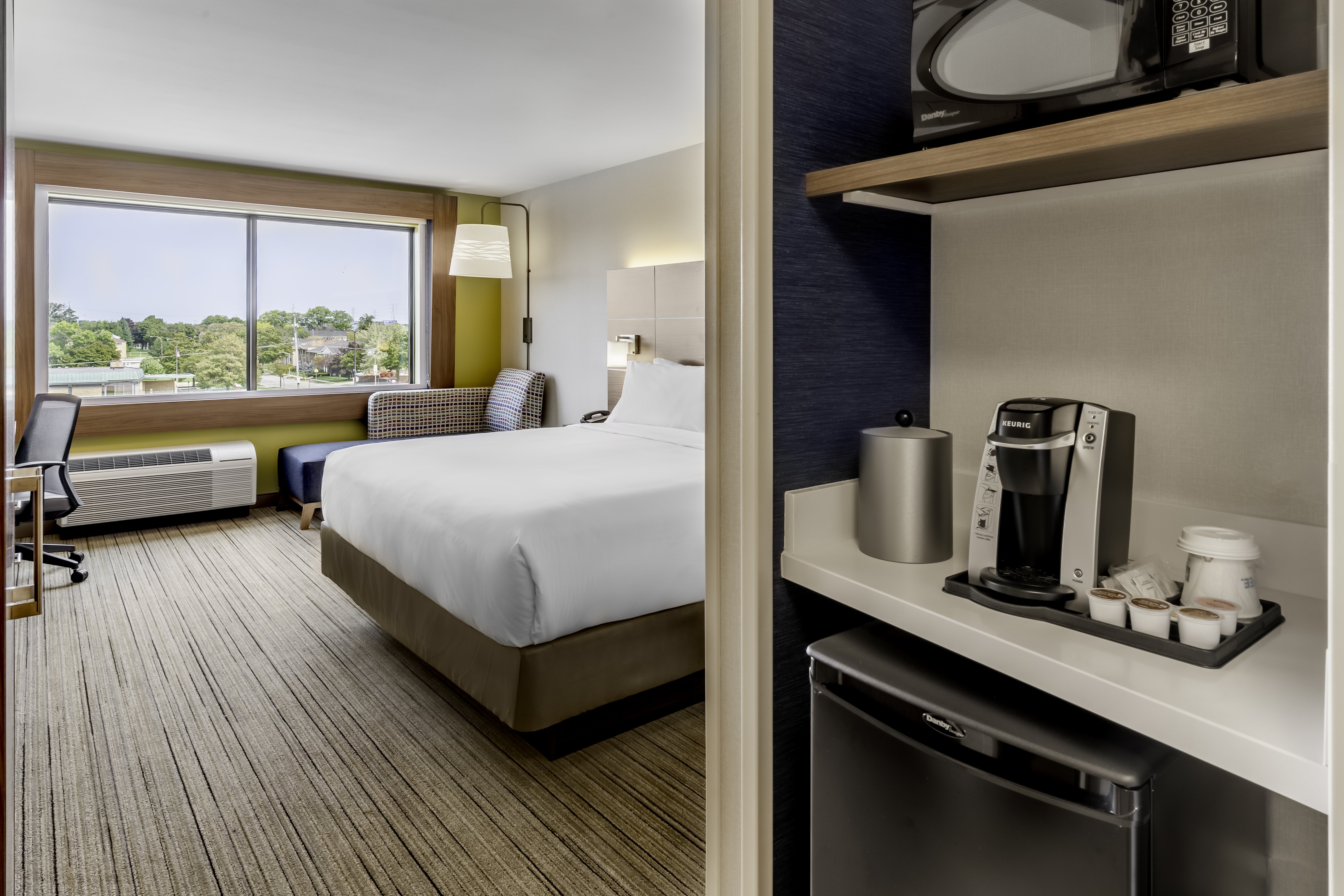 HOLIDAY INN EXP STES WEST ALLIS BY-guestroom-Our king room is stocked with the morning essentials..jpg