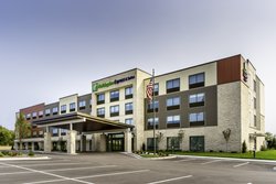  - Holiday Inn Express West Allis - I-41 & I-894, Exit 1E, 2A