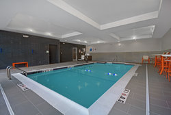  - Holiday Inn North Walker - I-96, Exit 28