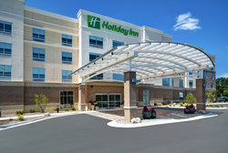  - Holiday Inn North Walker - I-96, Exit 28
