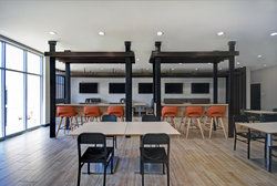  - Holiday Inn North Walker - I-96, Exit 28