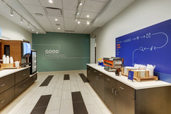  - Holiday Inn Express & Suites Civic Center Roanoke - I-581, Exit 4