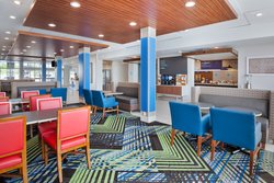  - Holiday Inn Express & Suites South Airport Grand Rapids