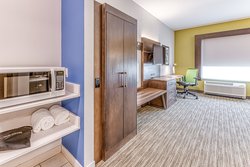  - Holiday Inn Express & Suites Rantoul - I-57, Exit 250