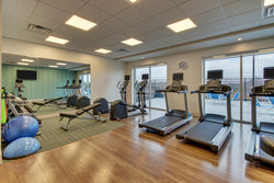  - Holiday Inn Express & Suites MetroCenter Downtown Nashville - I-65, Exit 85