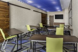  - Holiday Inn Express West Allis - I-41 & I-894, Exit 1E, 2A