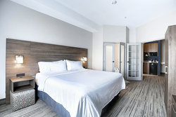  - Holiday Inn Express & Suites Airport Calgary