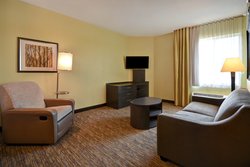  - Candlewood Suites St Clairsville - I-70, Exit 218