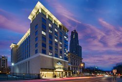  - Oaklander Hotel University Pittsburgh