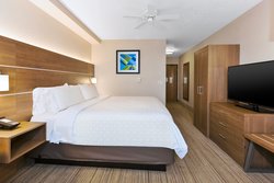  - Holiday Inn Express & Suites Petoskey