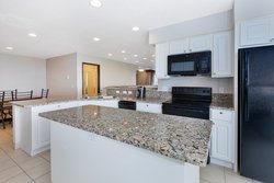  - Holiday Inn Express & Suites Petoskey