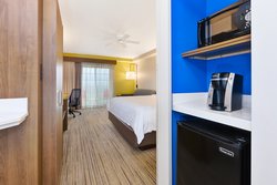  - Holiday Inn Express & Suites Petoskey