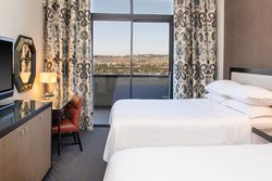  - Sheraton Hotel Mission Valley San Diego - I-8, Exit 5