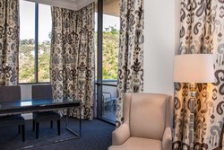  - Sheraton Hotel Mission Valley San Diego - I-8, Exit 5