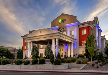 Holiday Inn Express & Suites Reno Airport