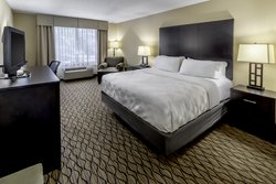  - Holiday Inn & Suites Airport Milwaukee - I-41 & I-94, Exit 316