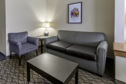  - Holiday Inn & Suites Airport Milwaukee - I-41 & I-94, Exit 316