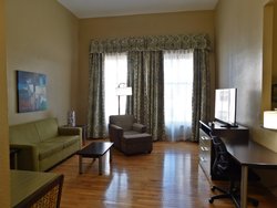  - Holiday Inn Express Downtown Cleveland - I-90, Exit 172A & 173A