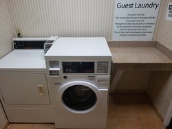  - Holiday Inn Express Harmarville - I-76, Exit 48