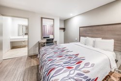  - Red Roof Inn Lewisville - I-35, Exit 450