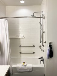  - Archer Hotel Florham Park