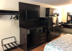  - HomeTowne Studios McGuire AFB Bordentown - I-95, Exit 7