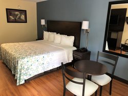  - HomeTowne Studios McGuire AFB Bordentown - I-95, Exit 7