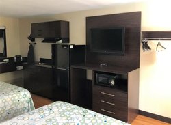  - HomeTowne Studios McGuire AFB Bordentown - I-95, Exit 7