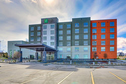  - Holiday Inn Express & Suites North Airport Calgary