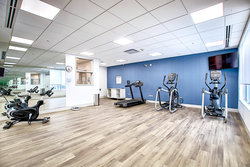  - Holiday Inn Express & Suites North Airport Calgary