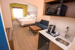  - Holiday Inn Express & Suites Hinton