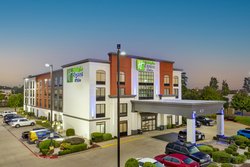  - Holiday Inn Express & Suites Longview