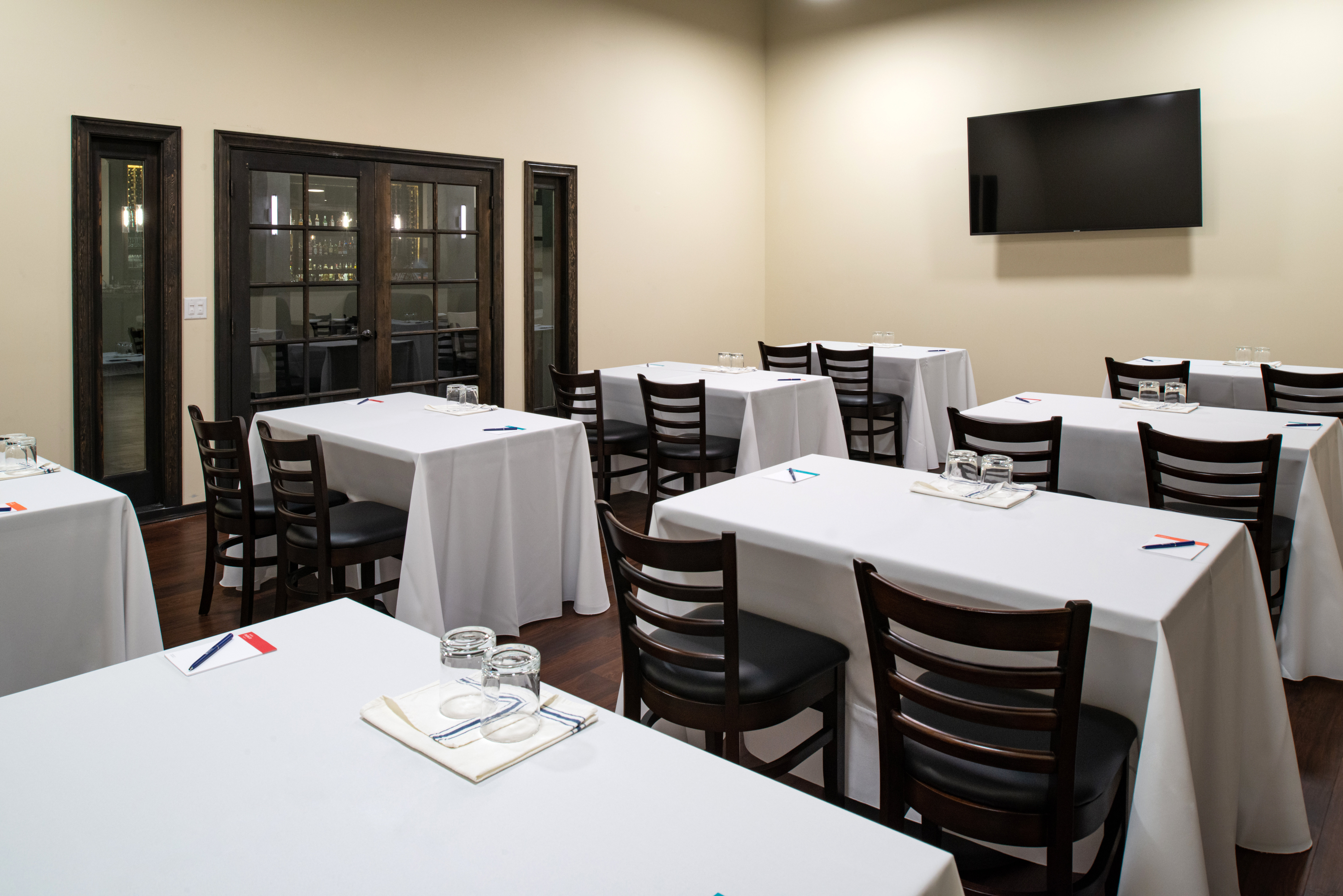 Private Dining Room in Magnolia American Brasserie at Hotel Indigo