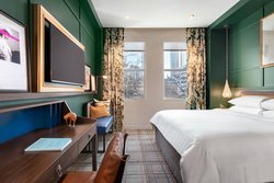  - Glenn Hotel Atlanta - I-75 & I-85, Exit 249C & 249D