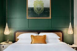  - Glenn Hotel Atlanta - I-75 & I-85, Exit 249C & 249D