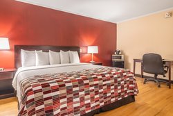  - Red Roof Inn Austinburg
